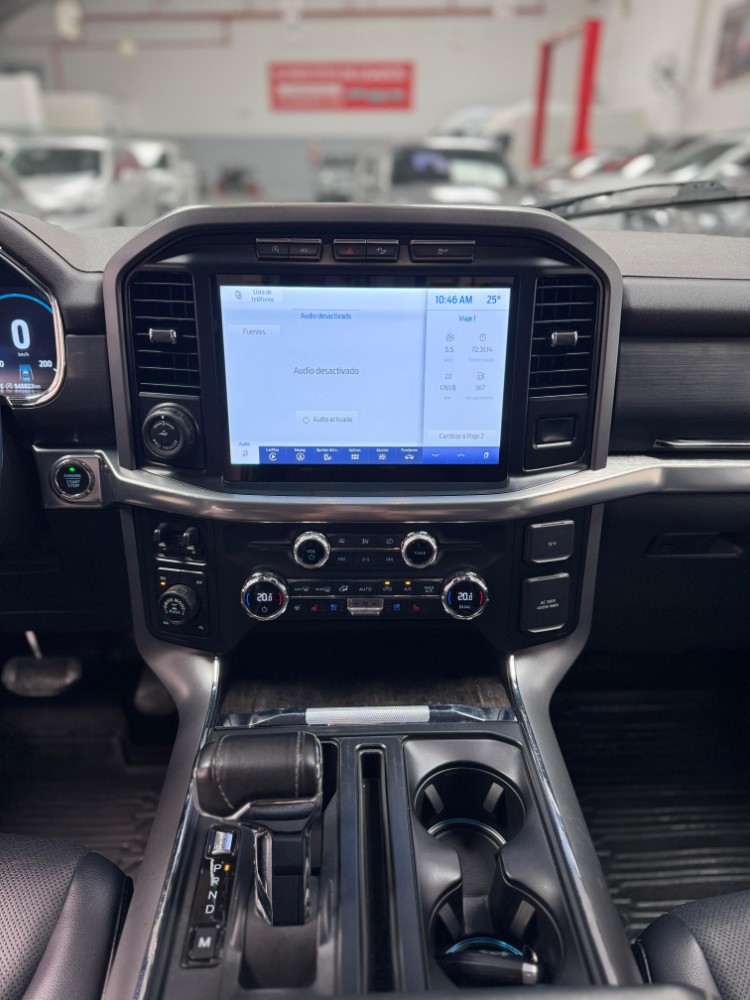 Ford F-150 LARIAT LUXURY 5.0L V8 4X4 AT — foto 4